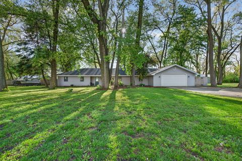 Photo of 1555 N Rollin Lane, Coal City, IL 60416 (MLS # 12623556)