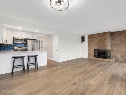 Tiny photo for 5516 E Lake Drive #92C, Lisle, IL 60532 (MLS # 12573994)