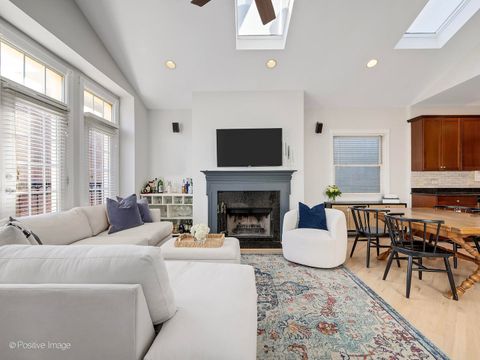 Tiny photo for 3042 N Oakley Avenue #3S, Chicago, IL 60618 (MLS # 12586827)