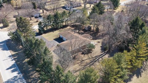 Tiny photo for 4 AMY Drive, Oswego, IL 60543 (MLS # 12582729)