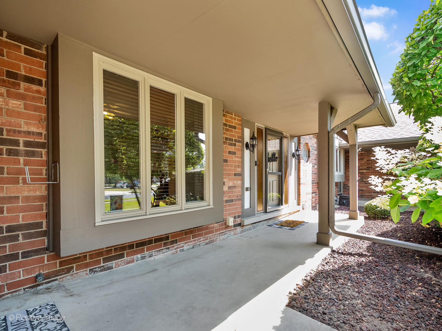 8228 W 140th Street 8228