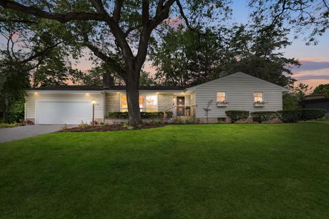 Tiny photo for 624 Willow Lane, Geneva, IL 60134 (MLS # 12702678)