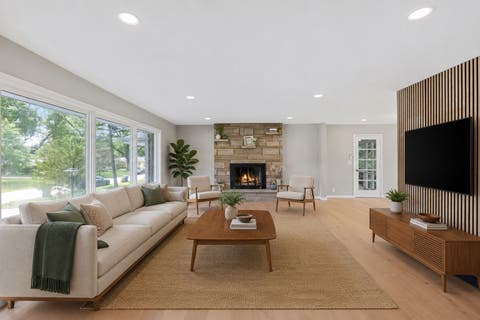 Tiny photo for 624 Willow Lane, Geneva, IL 60134 (MLS # 12702678)