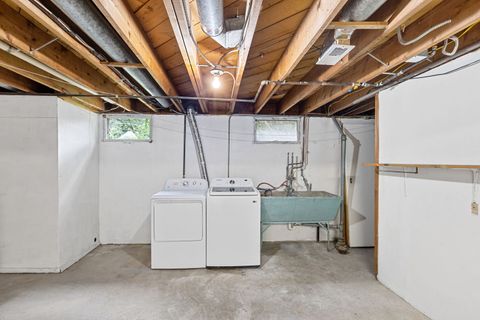 Tiny photo for 624 Willow Lane, Geneva, IL 60134 (MLS # 12702678)