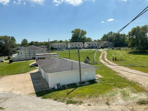 Tiny photo for 2741 223rd Street, Chicago Heights, IL 60411 (MLS # 12461310)