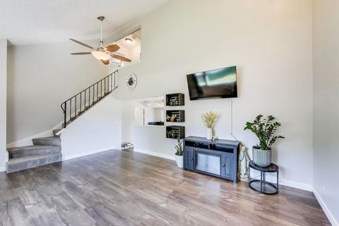 Tiny photo for 3114 Timber Hill Lane, Aurora, IL 60504 (MLS # 12478177)