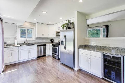 Tiny photo for 3114 Timber Hill Lane, Aurora, IL 60504 (MLS # 12478177)