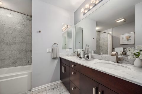 Tiny photo for 500 W SUPERIOR Street #1504, Chicago, IL 60654 (MLS # 12502522)