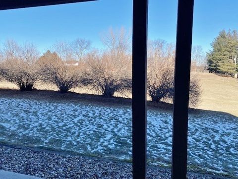 Tiny photo for 2882 Villa Court, Bettendorf, IA 52722 (MLS # 12559413)