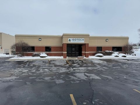 1306 & 1308 Parkland Court Champaign IL 61821