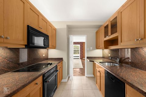 Tiny photo for 1500 Hinman Avenue #302, Evanston, IL 60201 (MLS # 12485734)