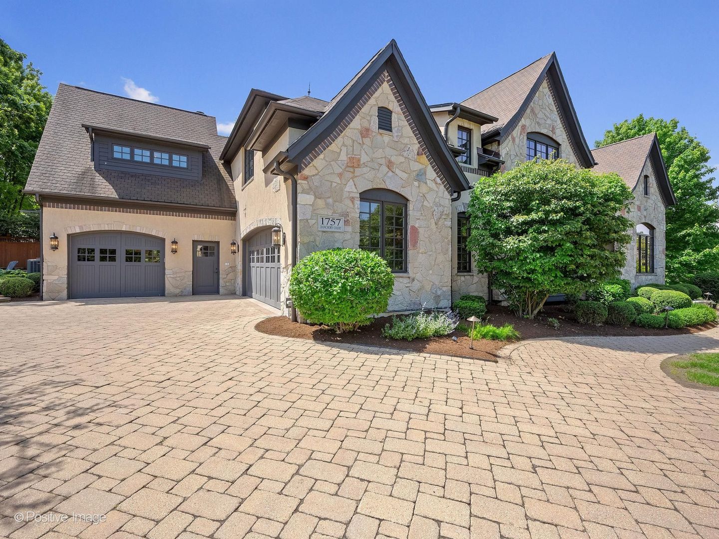 1757 Banchory Court