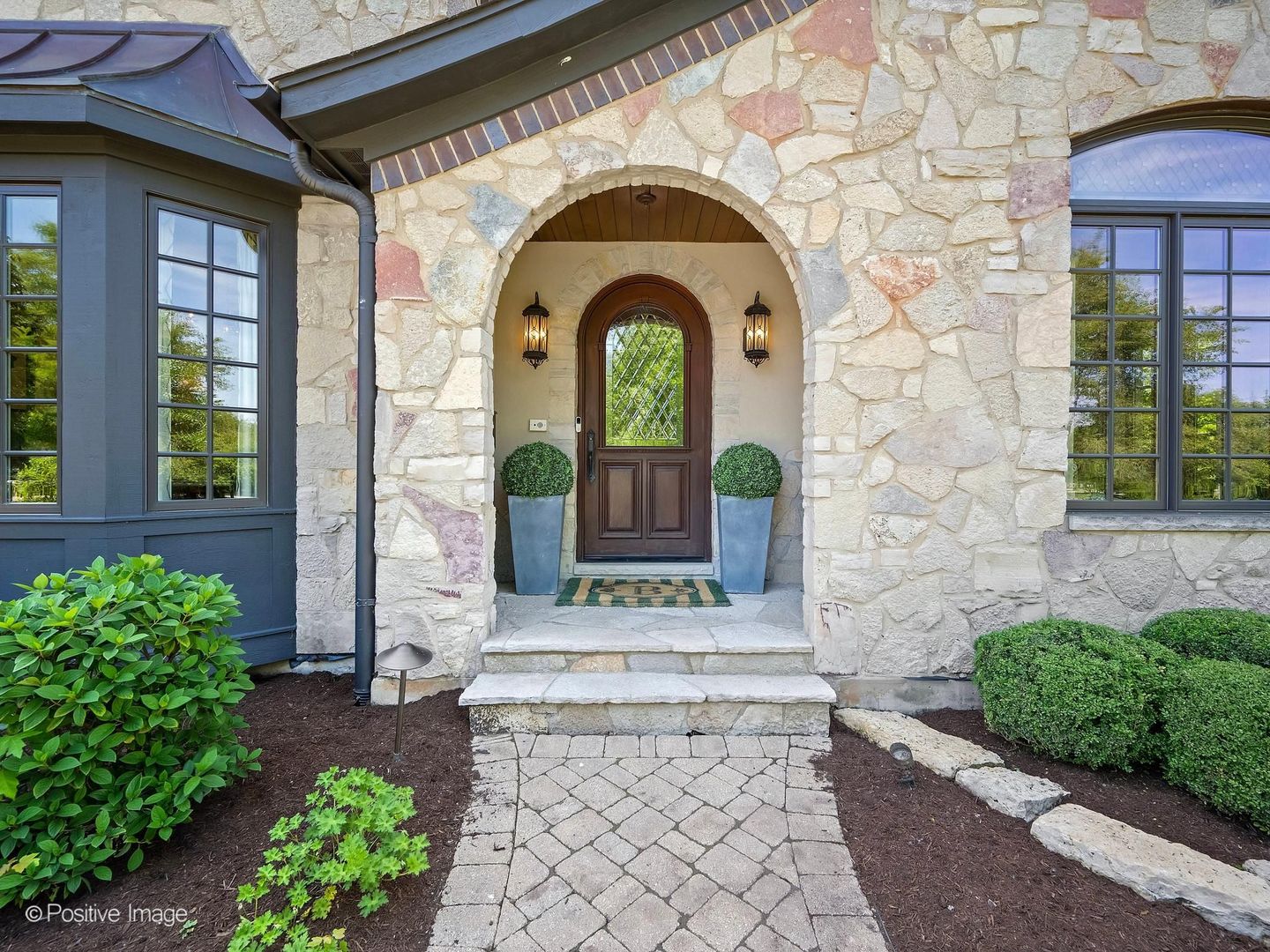 1757 Banchory Court