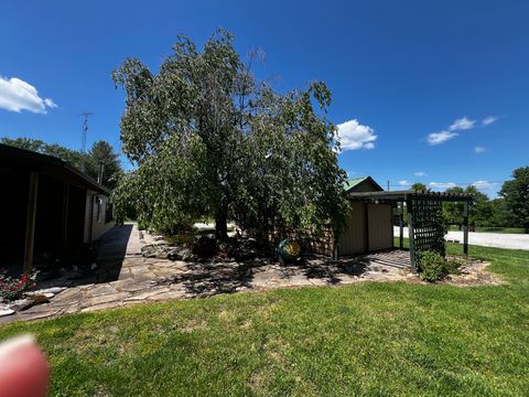 Tiny photo for 14830 N McCarty Lane, Mt Vernon, IL 62864 (MLS # 12642171)