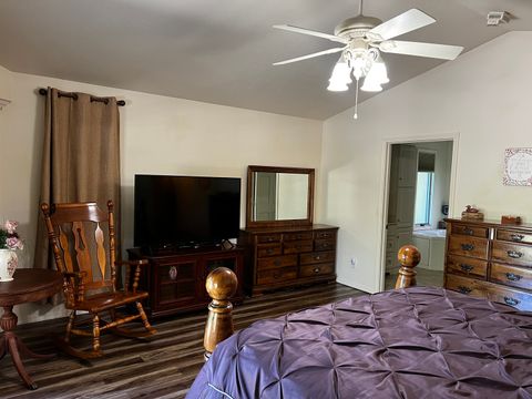 Tiny photo for 14830 N McCarty Lane, Mt Vernon, IL 62864 (MLS # 12642171)