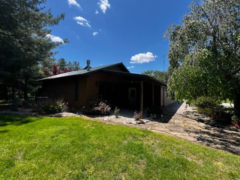 Tiny photo for 14830 N McCarty Lane, Mt Vernon, IL 62864 (MLS # 12642171)