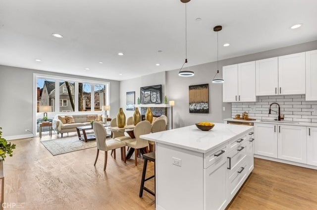 2536 N 72nd Court 2S