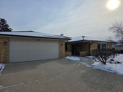 Tiny photo for 105 Glenridge Lane, Schaumburg, IL 60193 (MLS # 12558714)