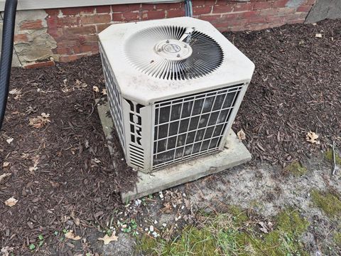 Tiny photo for 101 N 6th Avenue, New Windsor, IL 61465 (MLS # 12613146)