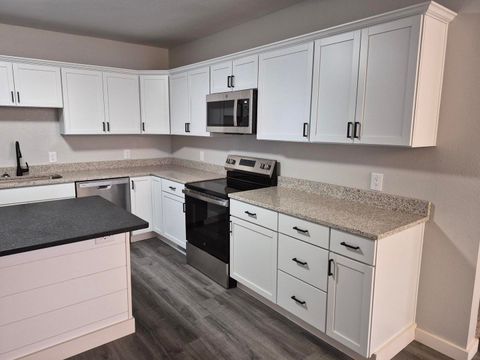 Tiny photo for 101 N 6th Avenue, New Windsor, IL 61465 (MLS # 12613146)