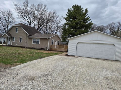 Tiny photo for 101 N 6th Avenue, New Windsor, IL 61465 (MLS # 12613146)