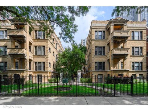 Photo of 726 W Sheridan Road #1N, Chicago, IL 60613 (MLS # 12467247)