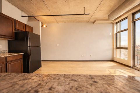 Tiny photo for 1550 S Blue Island Avenue #721, Chicago, IL 60608 (MLS # 12616494)