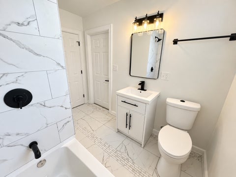 Tiny photo for 14925 Riverside Drive, South Holland, IL 60473 (MLS # 12776632)