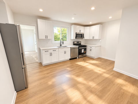 Tiny photo for 14925 Riverside Drive, South Holland, IL 60473 (MLS # 12776632)