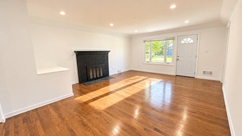Tiny photo for 14925 Riverside Drive, South Holland, IL 60473 (MLS # 12776632)