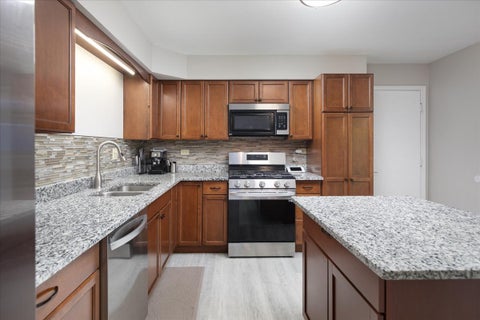 Tiny photo for 5 Redstart Road, Naperville, IL 60565 (MLS # 12774582)