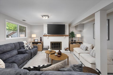 Tiny photo for 5 Redstart Road, Naperville, IL 60565 (MLS # 12774582)