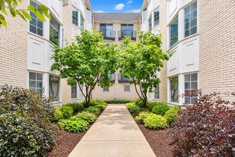 Tiny photo for 701 Ridge Road #3B, Wilmette, IL 60091 (MLS # 12782955)