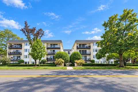 Photo of 701 Ridge Road #3B, Wilmette, IL 60091 (MLS # 12782955)