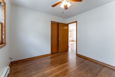 Tiny photo for 342 Beach Avenue #2B, La Grange Park, IL 60526 (MLS # 12678971)