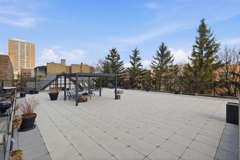 Tiny photo for 720 W Gordon Terrace #11A, Chicago, IL 60613 (MLS # 12586762)