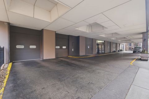 Tiny photo for 720 W Gordon Terrace #11A, Chicago, IL 60613 (MLS # 12586762)