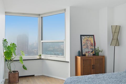 Tiny photo for 720 W Gordon Terrace #11A, Chicago, IL 60613 (MLS # 12586762)