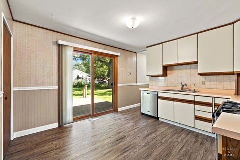 Tiny photo for 4904 Rose Street, Crystal Lake, IL 60014 (MLS # 12732531)
