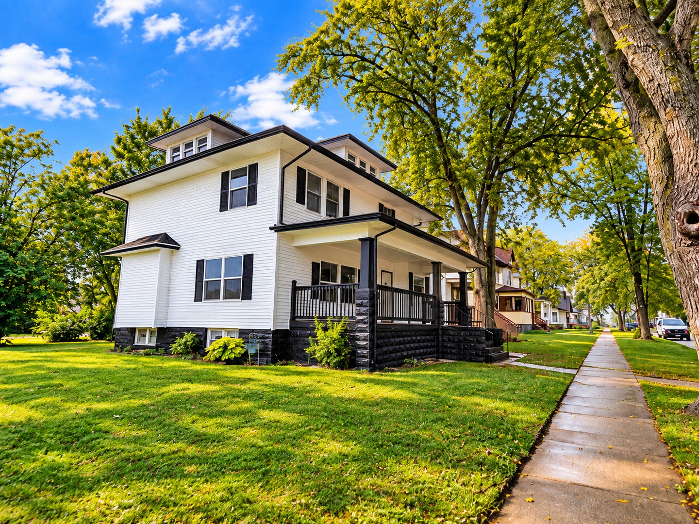 159 N Evergreen Avenue