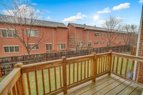 Tiny photo for 60 Grey Wolf Drive, Wheeling, IL 60090 (MLS # 12593585)
