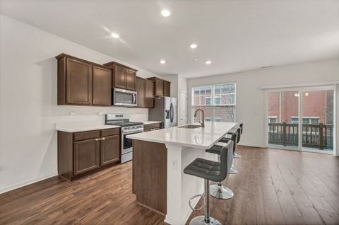 Tiny photo for 60 Grey Wolf Drive, Wheeling, IL 60090 (MLS # 12593585)