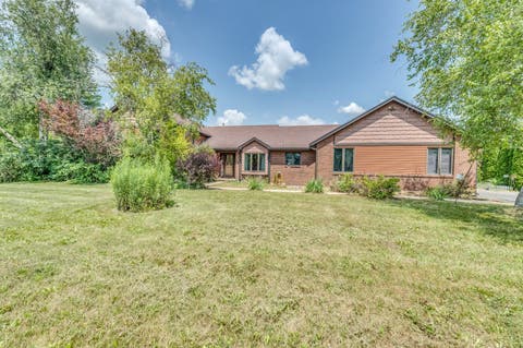 Photo of 41W700 LENZ Road, Elgin, IL 60124 (MLS # 12678905)
