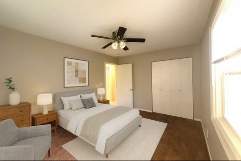 Tiny photo for 120 S Chestnut Drive, Streamwood, IL 60107 (MLS # 12554932)