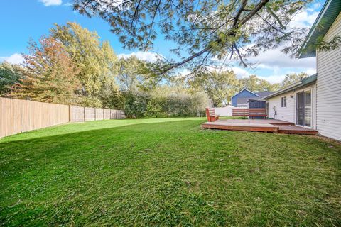 Tiny photo for 5763 Edison Circle, Hanover Park, IL 60133 (MLS # 12507934)