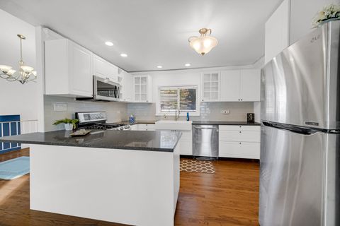 Tiny photo for 5763 Edison Circle, Hanover Park, IL 60133 (MLS # 12507934)