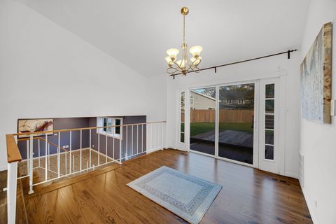 Tiny photo for 5763 Edison Circle, Hanover Park, IL 60133 (MLS # 12507934)