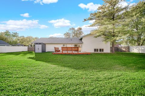 Tiny photo for 5763 Edison Circle, Hanover Park, IL 60133 (MLS # 12507934)