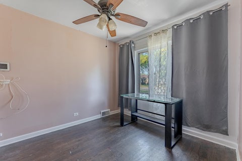 Tiny photo for 4418 Madison Avenue, Brookfield, IL 60513 (MLS # 12797370)
