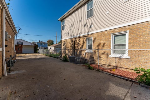 Tiny photo for 4418 Madison Avenue, Brookfield, IL 60513 (MLS # 12797370)
